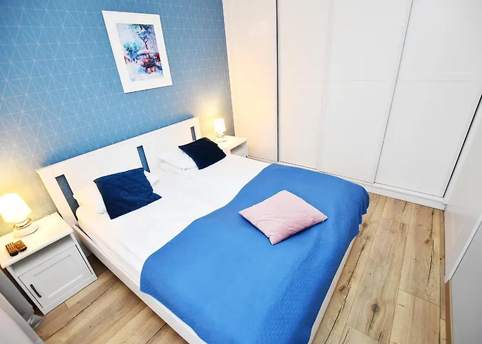 Navigator-blizej Morza 96 דירה