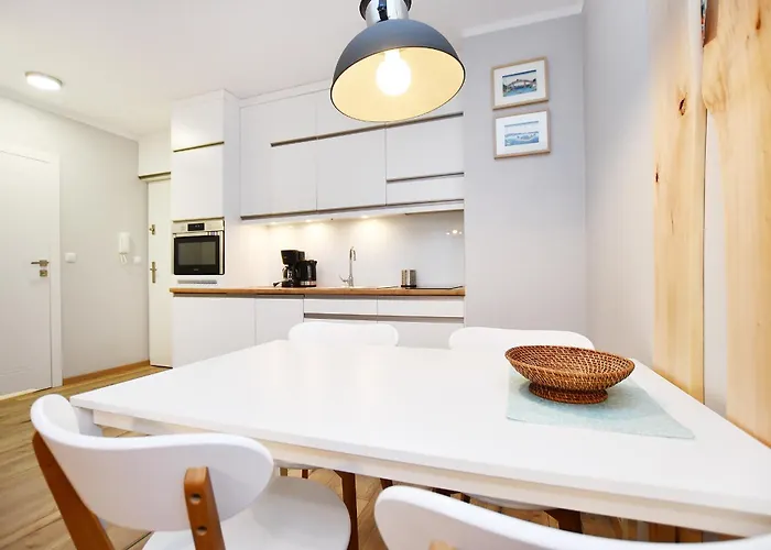 Navigator-blizej Morza 96 * Kołobrzeg