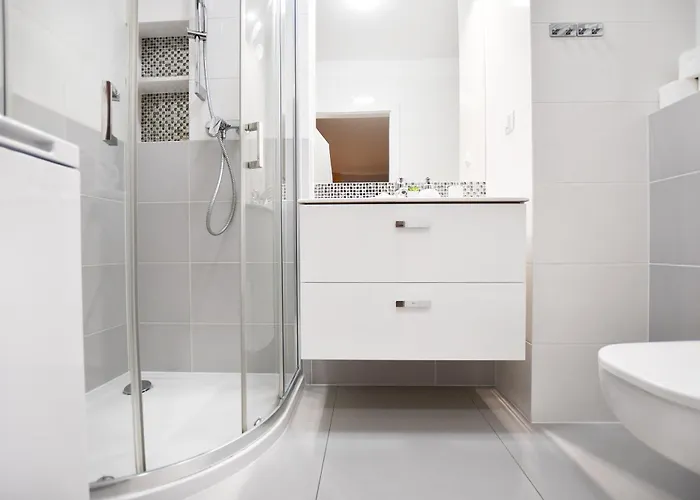 Navigator-blizej Morza 96 קולובז'ג